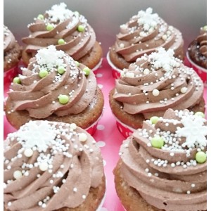 Kar Tanesi Süslemeli Yeni Yıl Cupcake